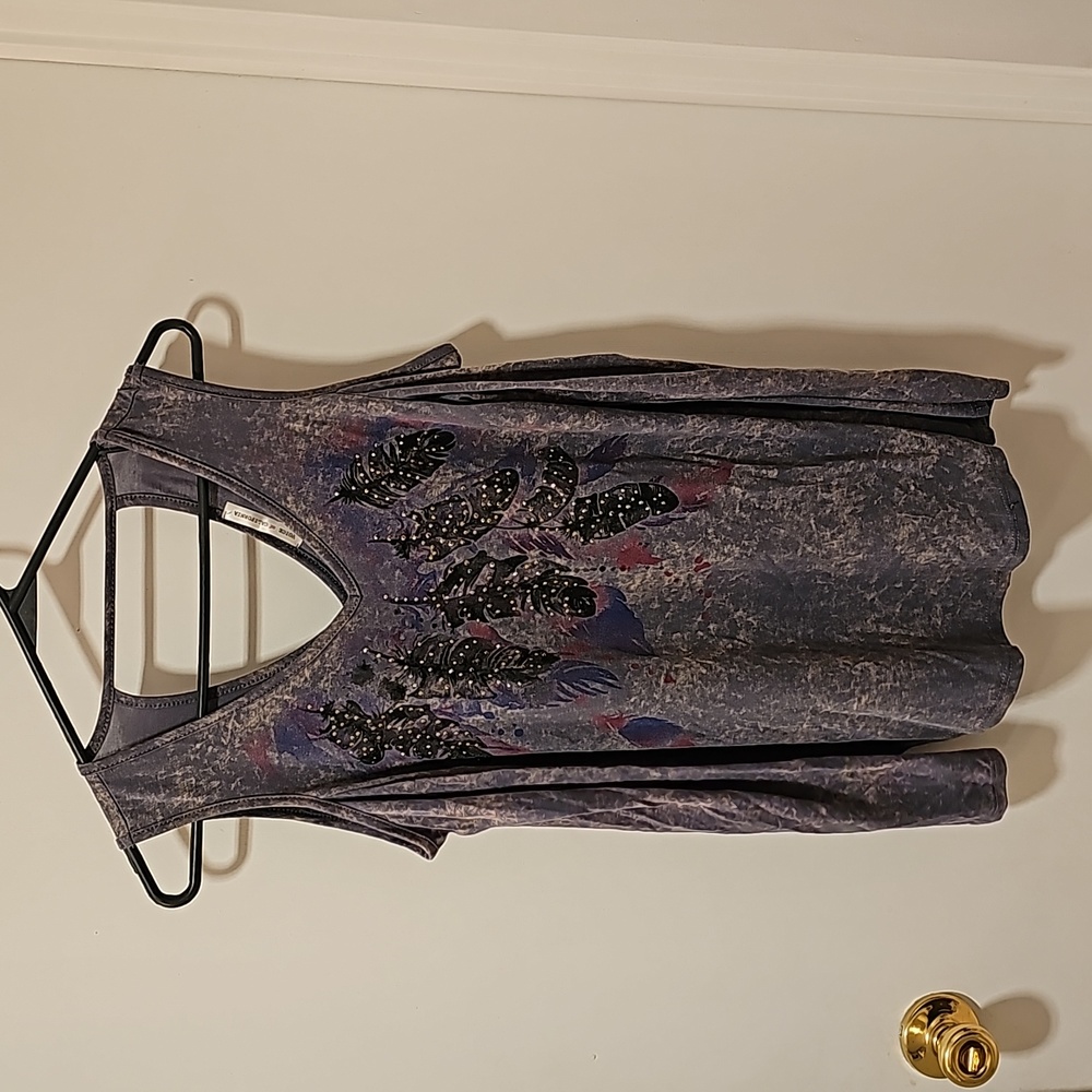 Vocal long sleeve cold shoulder shirt Acid Wash v-neck with feathers